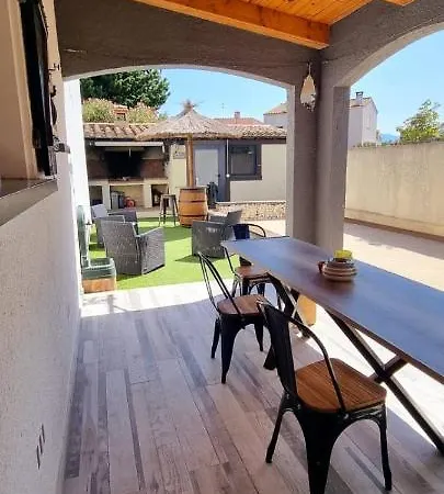 بيت للعطل Maison 180 M2 Avec Piscine Et Terrain De Petanque *